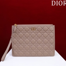 Christian Dior Clutch Bags